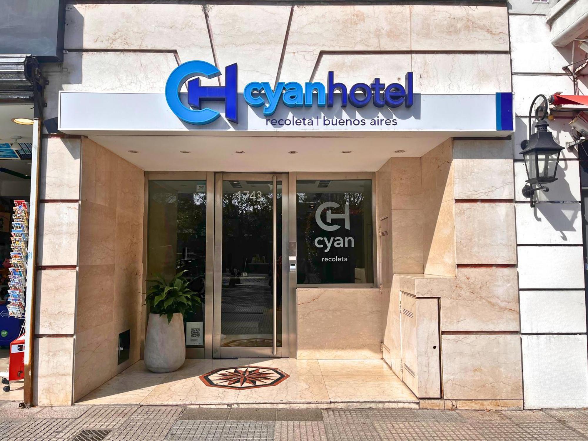Cyan Recoleta Hotel Буенос Айрес Екстериор снимка